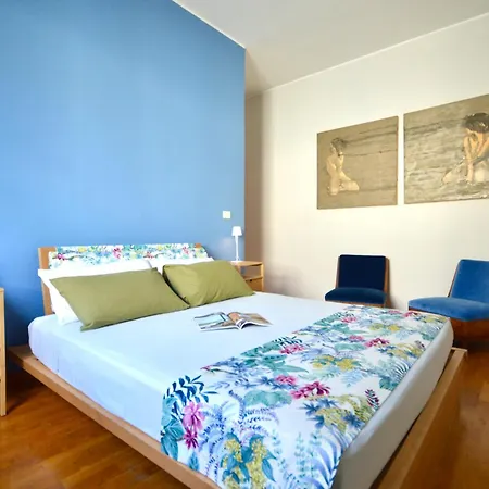 Splendido Attico A 公寓